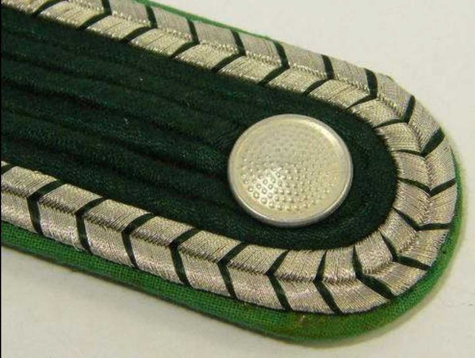 Placa de ombro da DDR Volkspolizei Wachtmeister da Alemanha de Leste (classificação original da polícia da Guerra Fria)