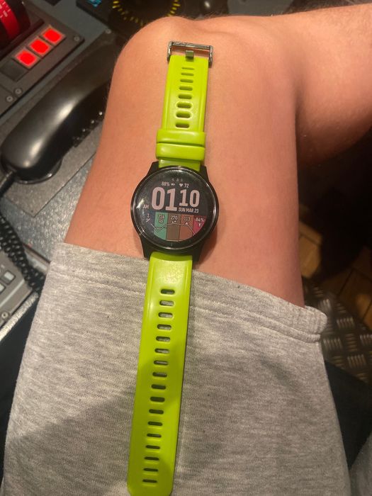 Garmin vivo active 4