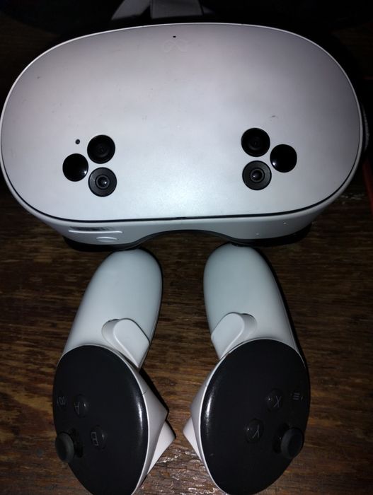 Oculus quest 3s 128 gb пам'яті