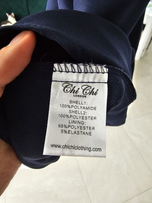 Sukienka wieczorowa chi chi London r. 38
