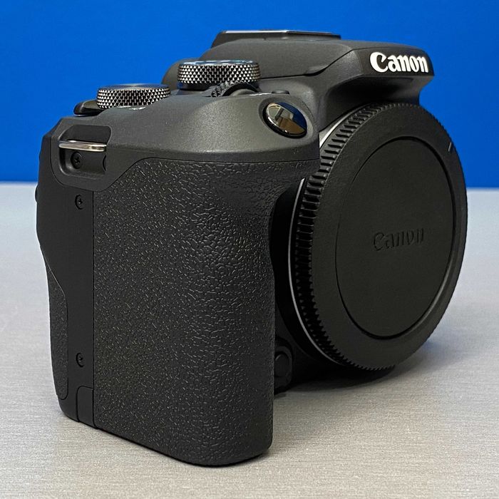 Canon EOS R10 (Corpo) - 24.2MP | 3 ANOS DE GARANTIA