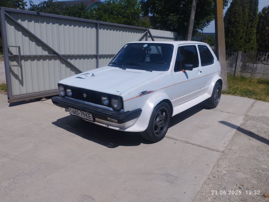 Volkswagen golf 1 розборка