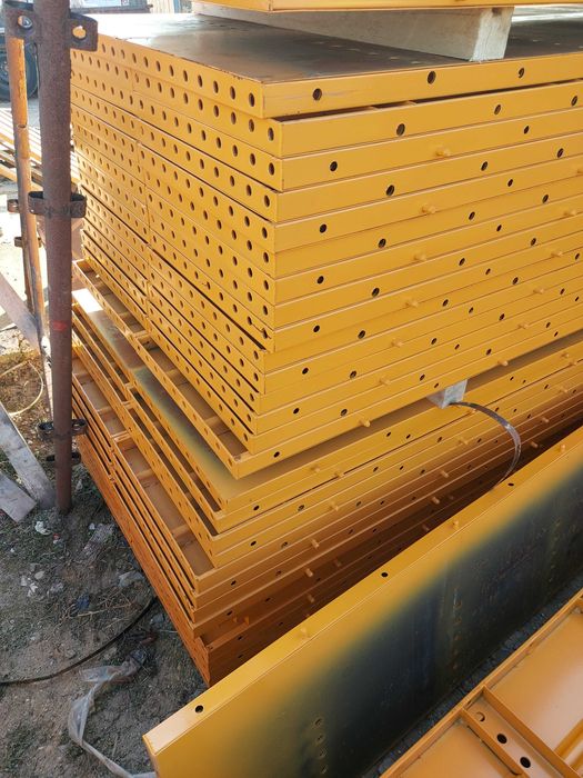 Szalunki słupowe, płyta uniwersalna 0,5x3m