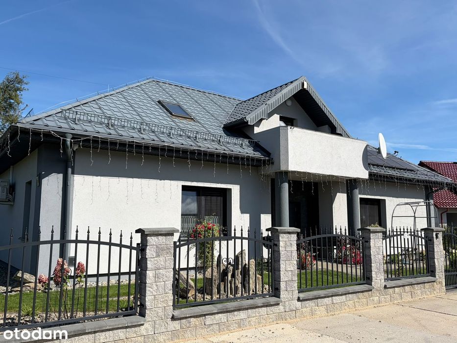Nowy komfortowy parterowy dom wolnostojący z poddaszem użytkowym