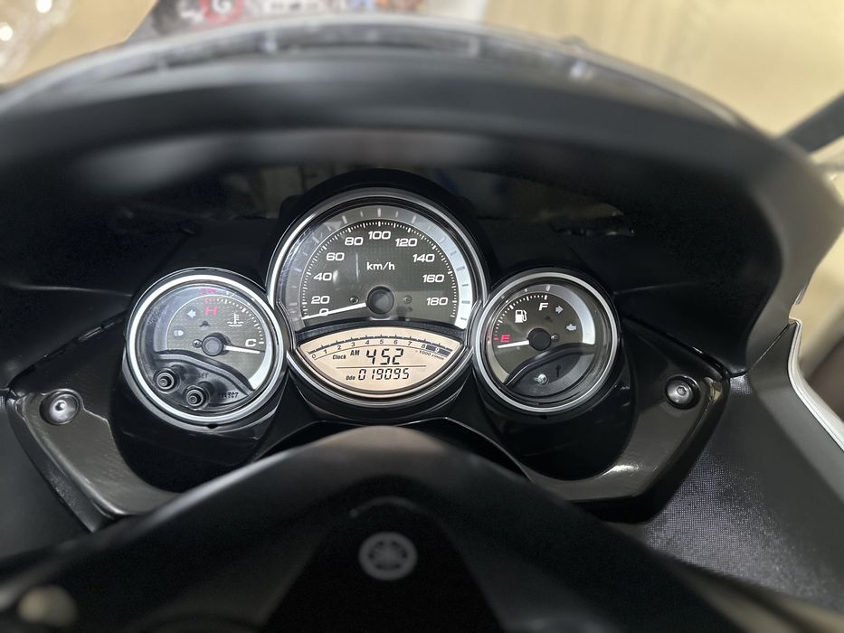 Yamaha T-MAX ювілейна версія.