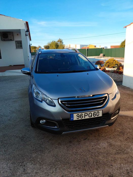 Peugeot - 2008  1.2 Puretech Allure