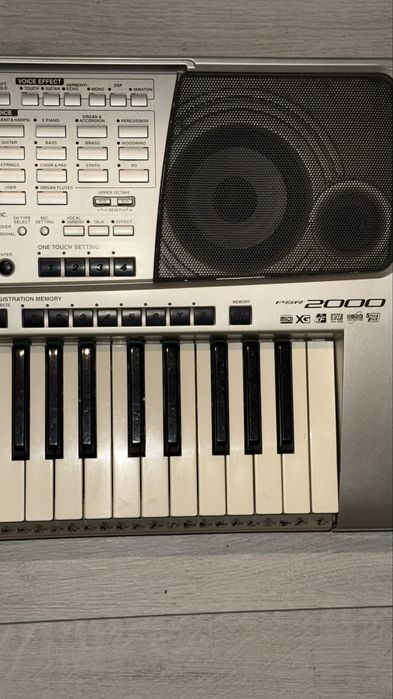 kayboard yamaha psr 2000