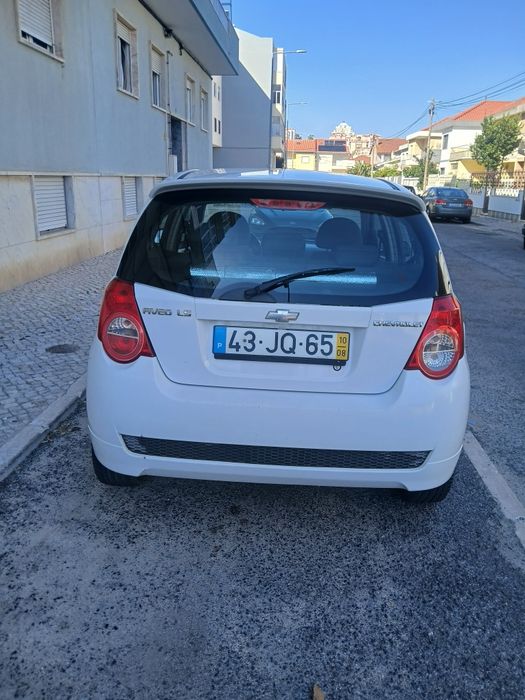 Chevrolet  Aveo 1.2  do ano 2010