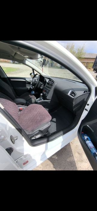 Citroen  c4 2012