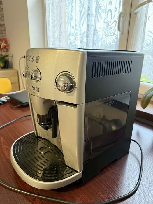 Express DēLonghi Magnifica