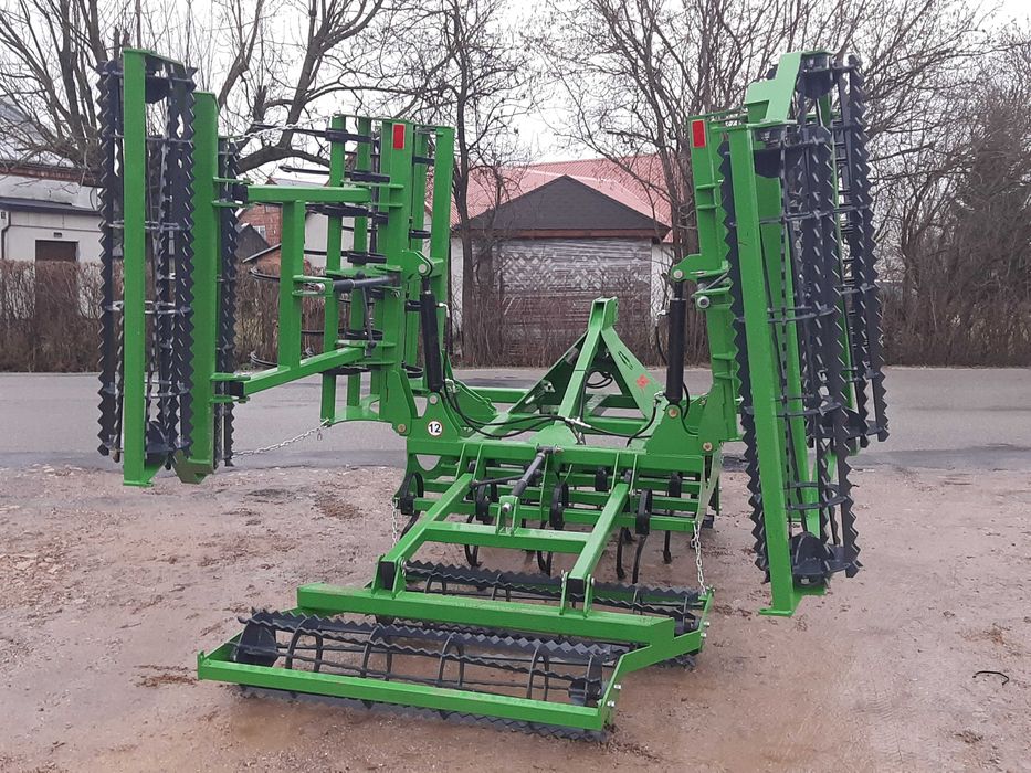 Agregat uprawowo-przedsiewny 3,6-5m NIETOPERZ hydrauliczny JANPOL