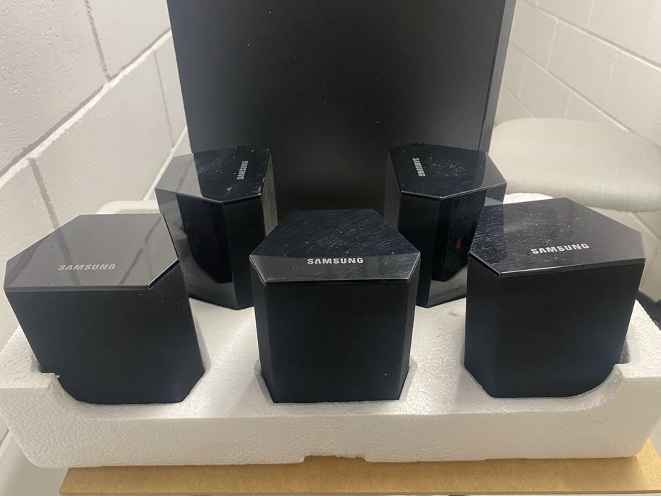 Samsung blu-ray3D entertainment system HT-F4500