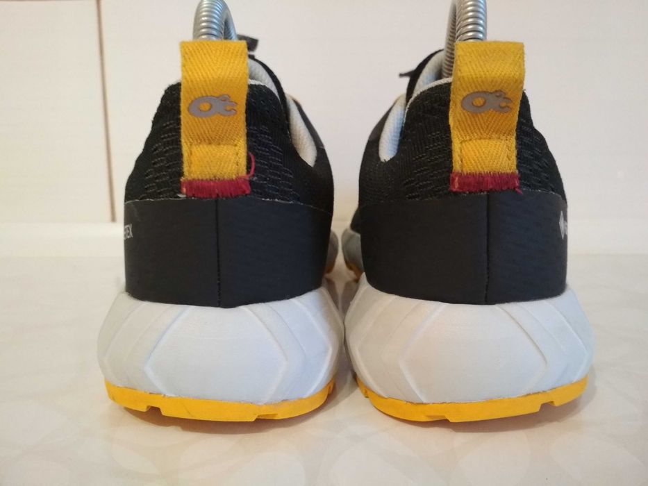 Кросівки Zero gore-tex  39 розмір