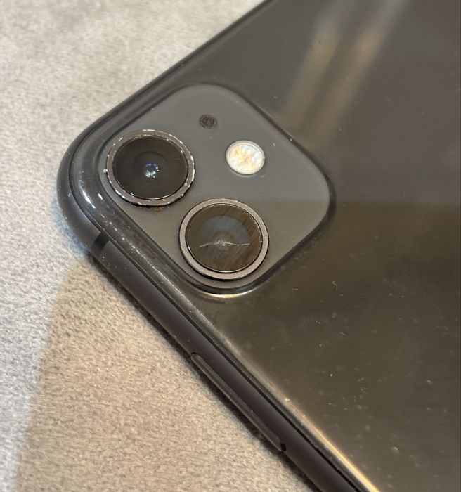 Iphone 11 128GB в хорошому стані