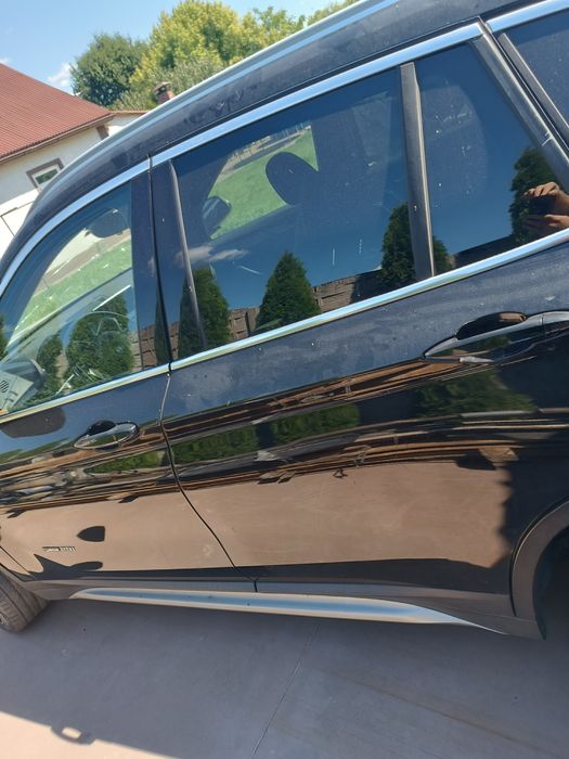 дверка двері дверь двери дверцята в зборі розборка  BMW X1 f48 Ф48