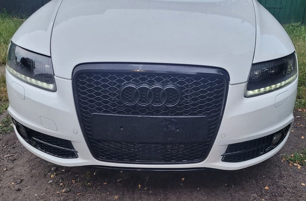 Audi A6 C6 Atrapa Chłodnicy Plaster Miodu Grill 04-12 Czarny Połysk