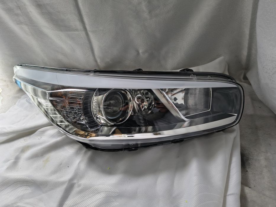 Lampa prawa bez Led Kia cee'd ceed II 2 Lift Europa reflektor przedni prawy