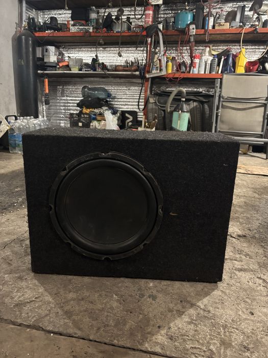 Продам сабвуфер