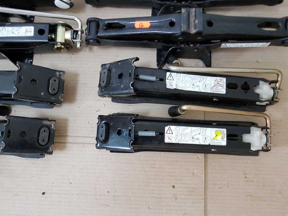 Домкрат Peugeot 206 Partner 4008 5008 3008 2008 407 308 207 Пежо Крюк