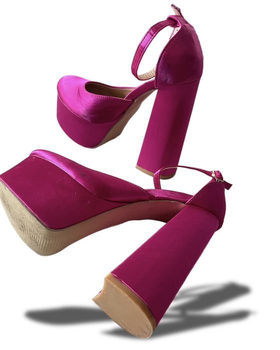 Buty koturn satyna róż platforma 37 Cucco