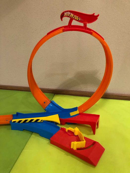 Hot Wheels – tor wyścigowy (bez samochodu)
