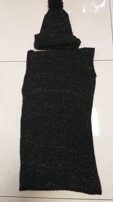 Komplet damski  czapka plus komin