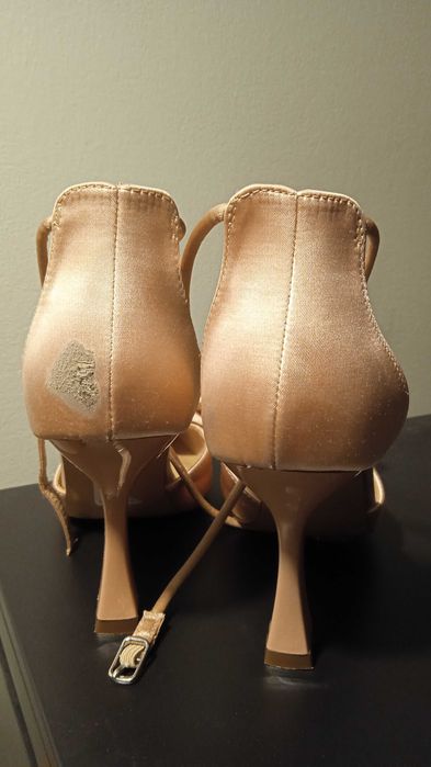 Primark czółenka różowe z kokardką satynowe 37 szpilki wesele ślub hit