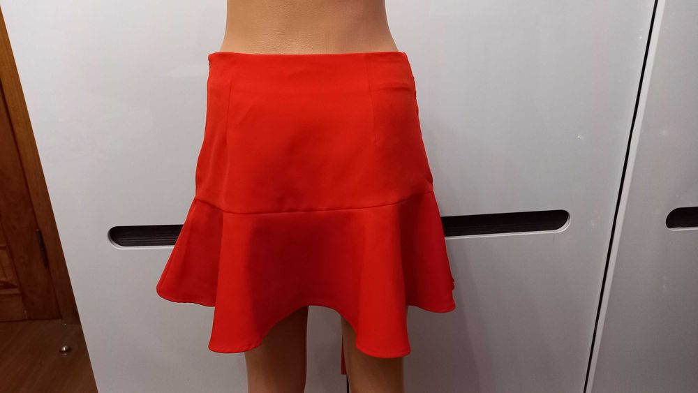 ZARA р. S 44 46 шорты - юбка стрейч красная с бантом