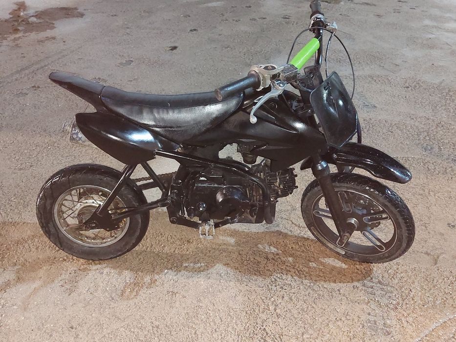 Pit bike  110 em bom estado