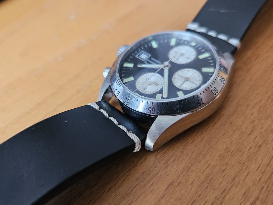 Eberhard Champion Chronograf jak speedmaster