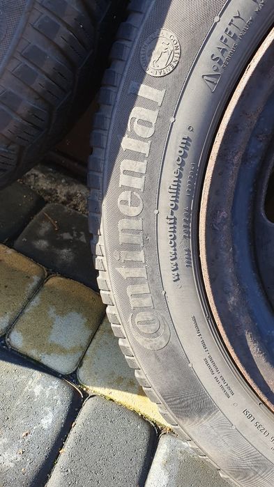Sprzedam opony zimowe Continental z felgami