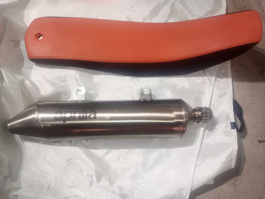 tłumik siedzenie derbi senda aprilia
