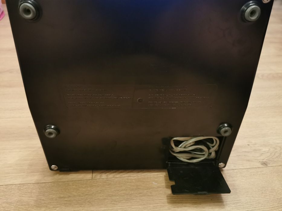 Magnetofon Szpulowy TESLA typ B4 stan bardzo dobry.