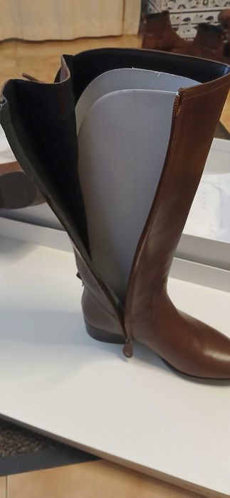 GEOX botas novas em folha, pele, cano alto, 39.5