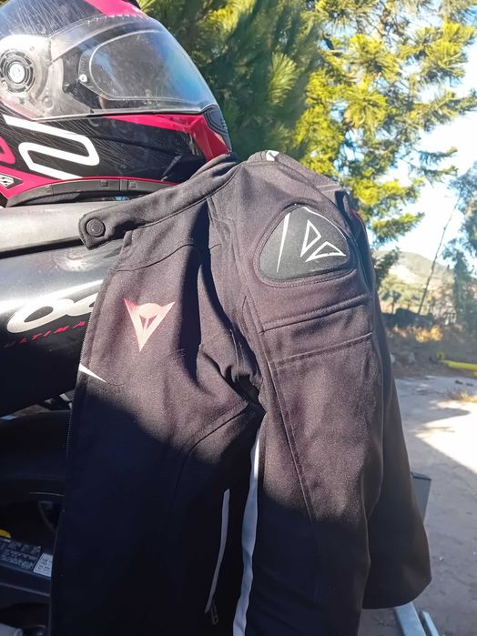 Casaco DAINESE[protecção  de ombros e cotovelos] + forro de inverno