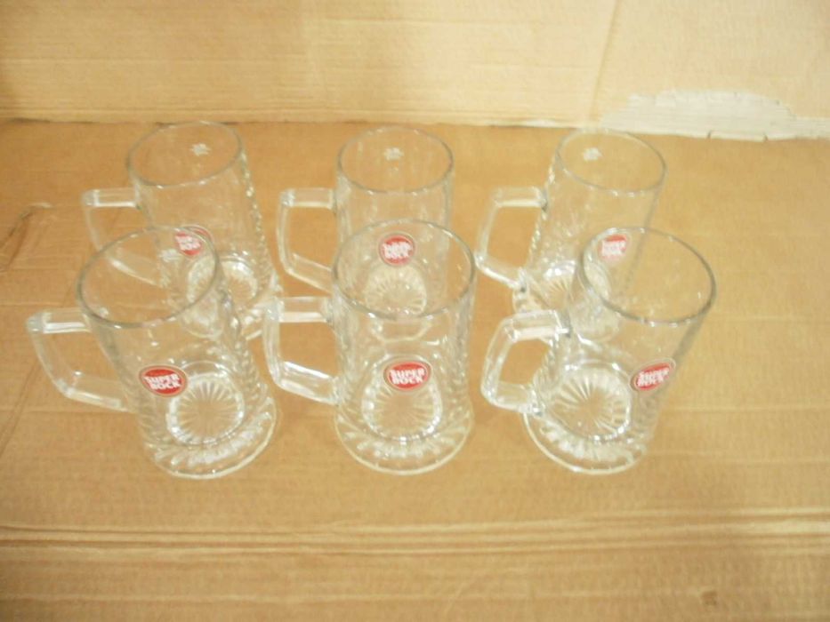 6 canecas de vidro de cerveja
