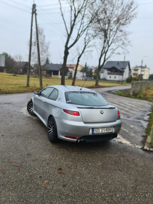 Alfa Romeo GT 2004
