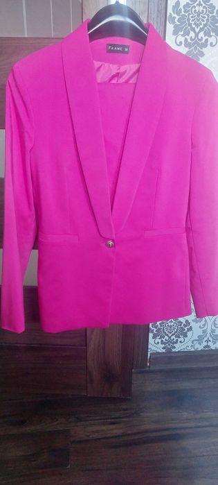 Żakiet i spodnie damskie