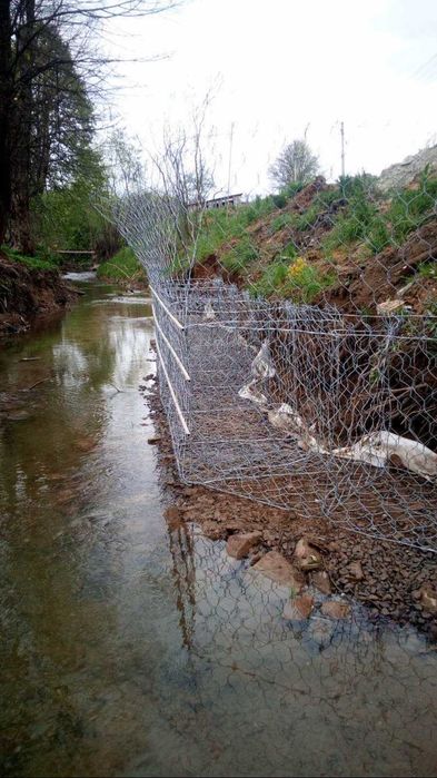 Габион Габіон плетений Сітка габіонна будівельна з доставкою виробник