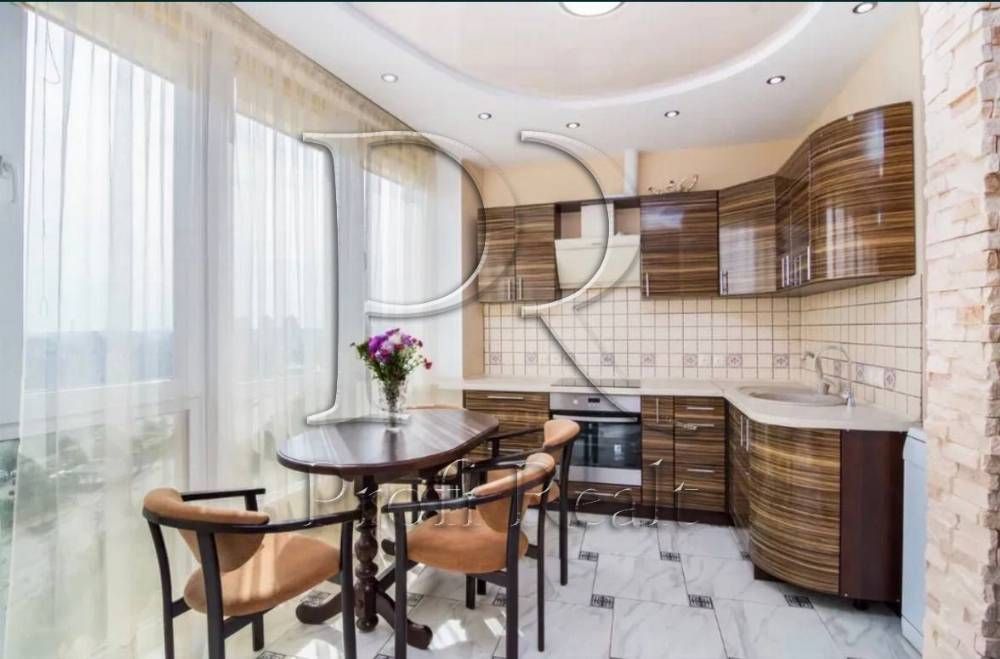 Продаж видової 2кімн.кварт. Соборності30 Київська Венеція Русанівка