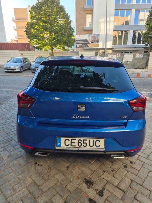 Carro para alugar Lisboa - Seat Ibiza fr 2025