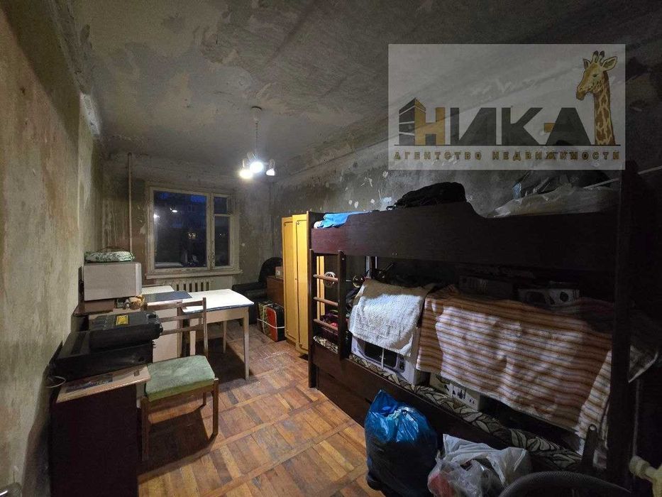 Продам 2-х кімнатну квартиру вул. Лахтінська