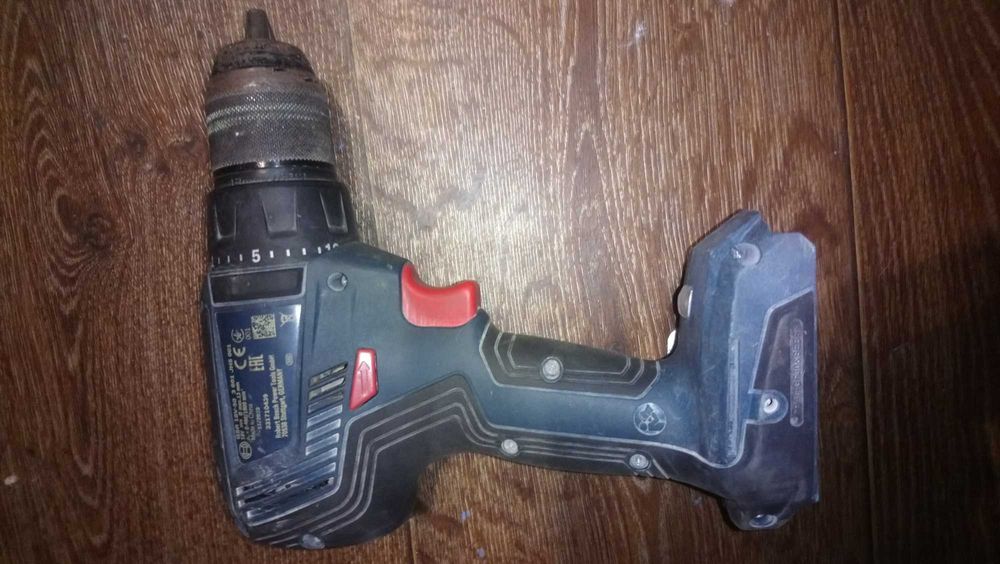 Шуруповерт Bosch