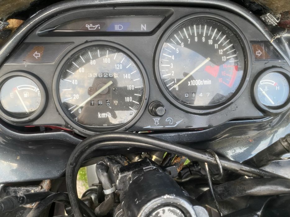 Kawasaki zzr 400
