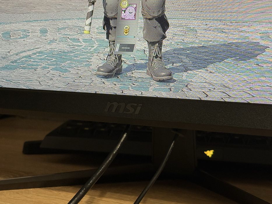 Ігровий монітор MSI optix G242