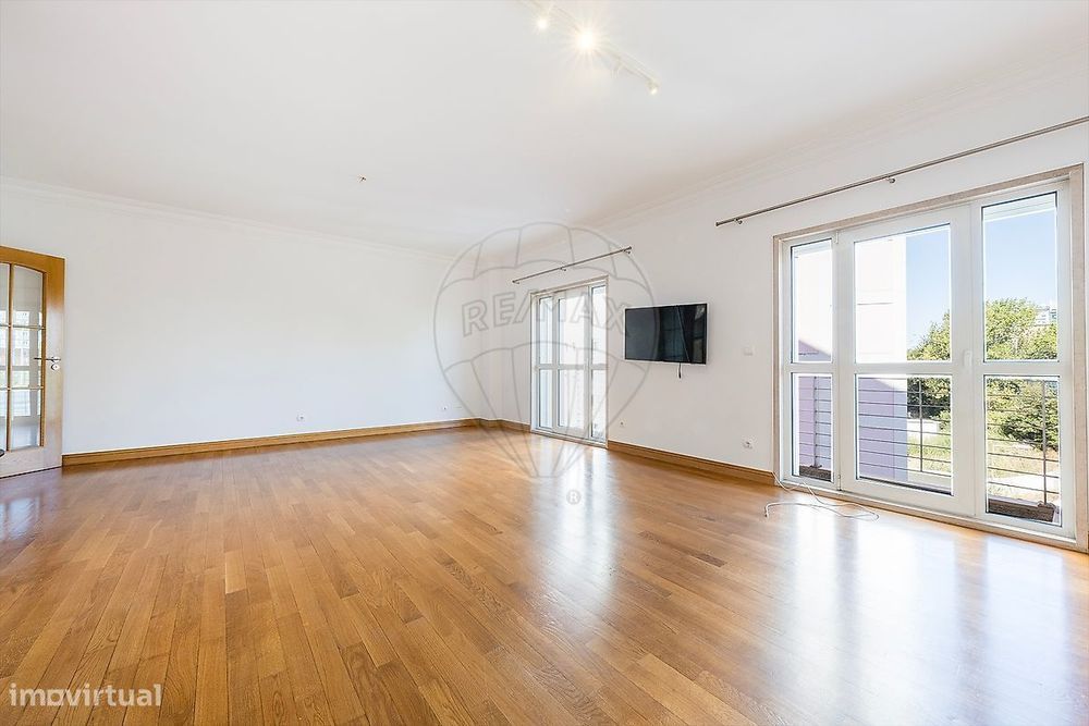 Apartamento T3 para arrendamento