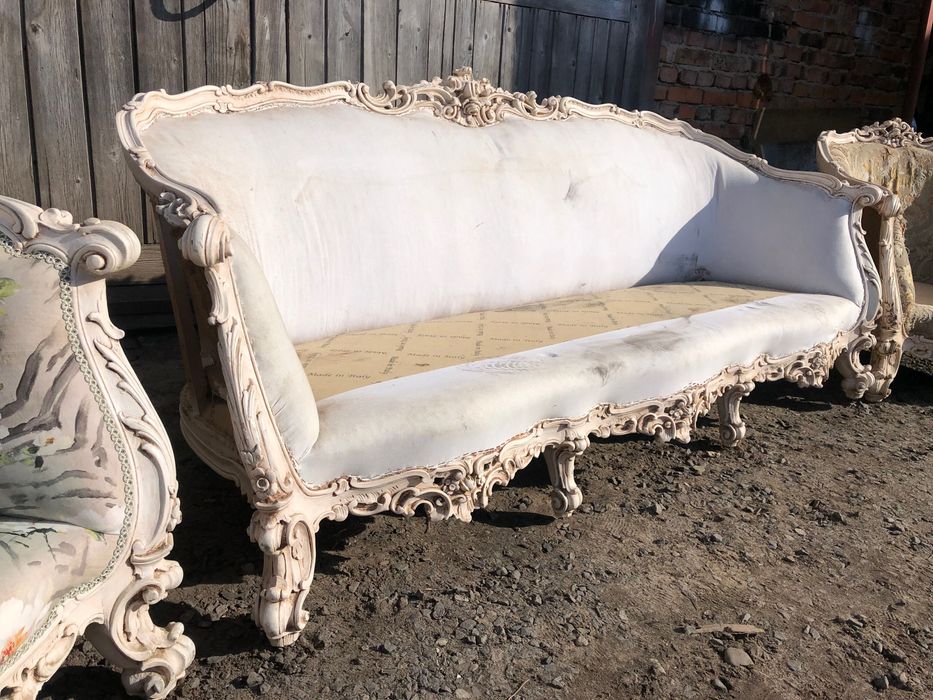 Диван та два крісла в стилі венеціано