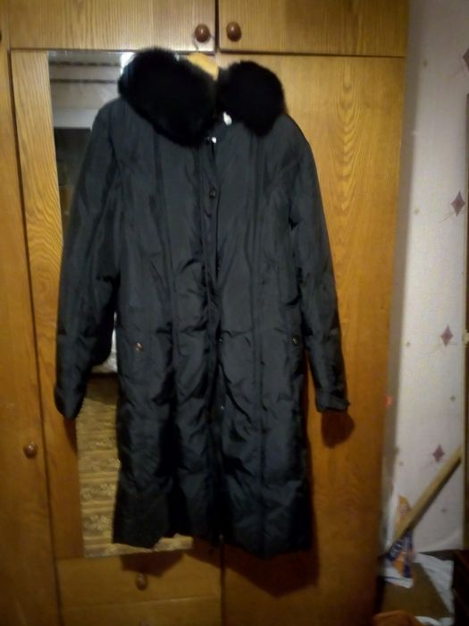 Продам пуховое женское пальто