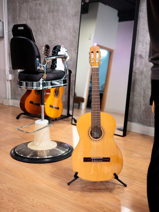 Guitarra Clássica Manuel Rodriguez mod Caballero 10 - Viola - Violão