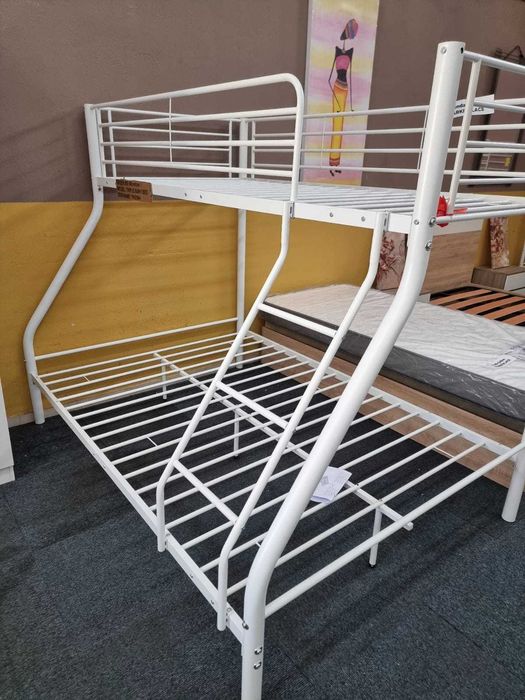 Beliche com cama de casal